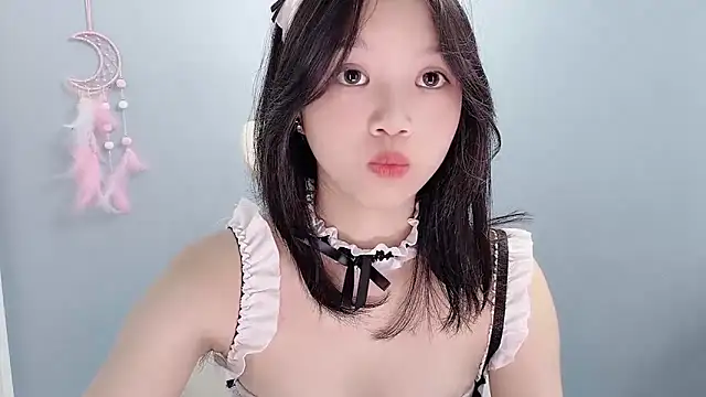 Snapshot of Xiaoqing00 chatting on 07/05/26, 05:03 Xiaoqing00 online show from 07/05/26, 05:03