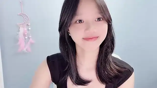Snapshot of Xiaoqing00 chatting on 07/07/26, 06:47 Xiaoqing00 online show from 07/07/26, 06:47