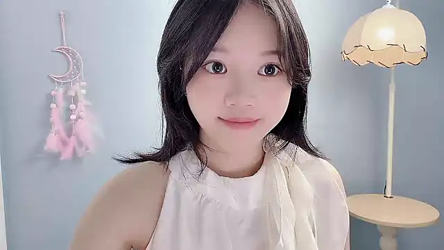 Snapshot of Xiaoqing00 chatting on 07/13/26, 04:04 Xiaoqing00 online show from 07/13/26, 04:04