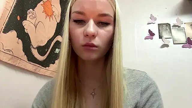 Snapshot of CruzVatter chatting on 04/08/26, 06:08 CruzVatter online show from 04/08/26, 06:08