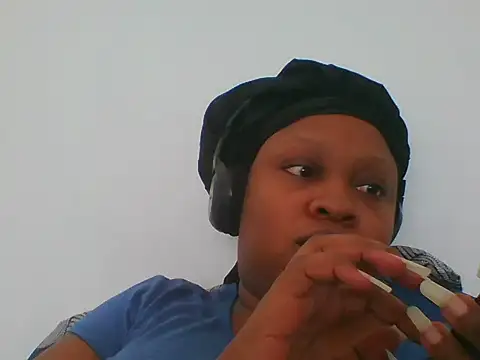 Snapshot of TwerkingTemptress chatting on 04/23/26, 12:15 TwerkingTemptress online show from 04/23/26, 12:15