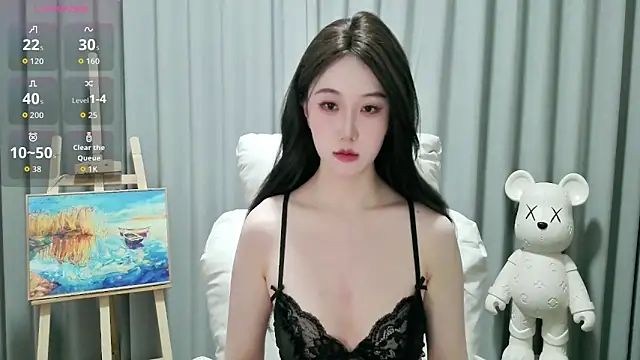 Snapshot of LUNYI-CC chatting on 05/16/26, 10:01 LUNYI-CC online show from 05/16/26, 10:01