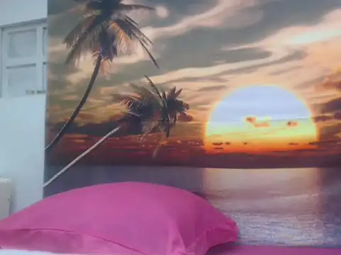 GoldenLuxeLady online show from 05/11/26, 04:18