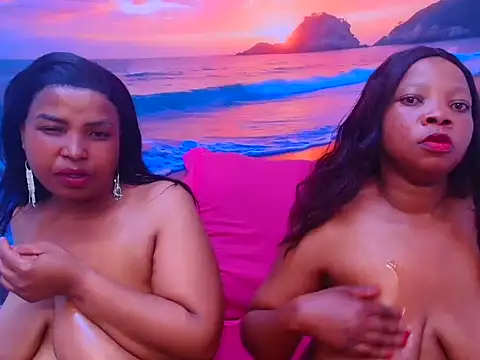 GoldenLuxeLady online show from 06/06/26, 06:12