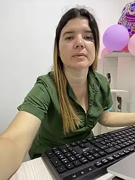 Snapshot of amelia_16 chatting on 06/04/26, 02:34 amelia 16 online show from 06/04/26, 02:34