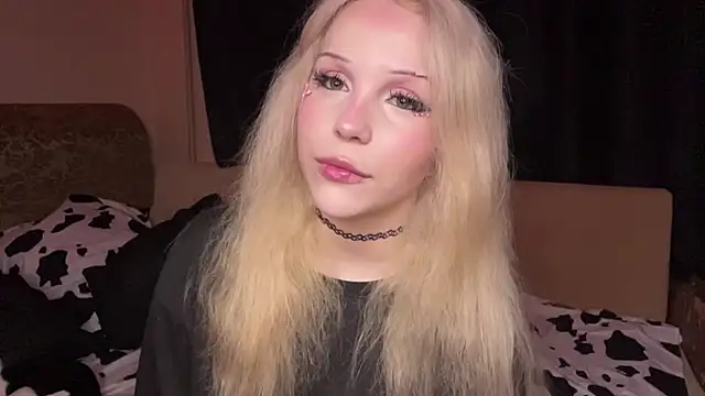 alicauwumeow online show from 04/12/26, 10:15