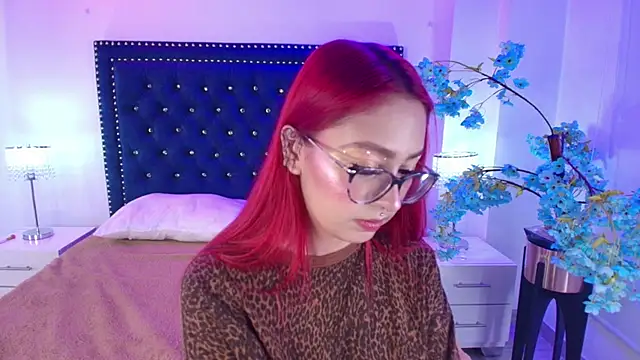 Snapshot of Amelie_adams chatting on 05/15/26, 11:06 Amelie adams online show from 05/15/26, 11:06