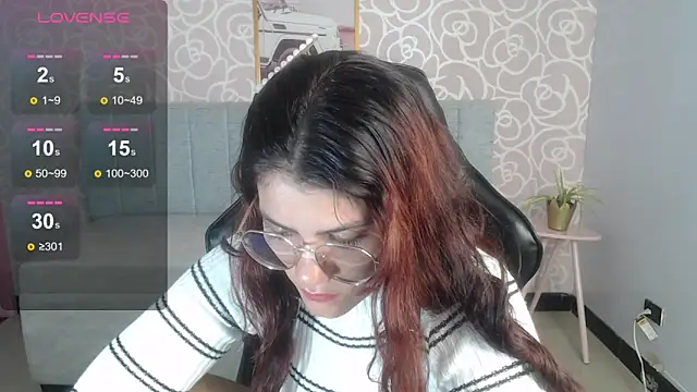 Snapshot of Scarlett_jhonson_ch chatting on 04/16/26, 07:47 Scarlett jhonson ch online show from 04/16/26, 07:47