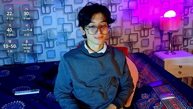 Snapshot of Twink_Sebas7 chatting on 04/24/26, 12:18 Twink Sebas7 online show from 04/24/26, 12:18