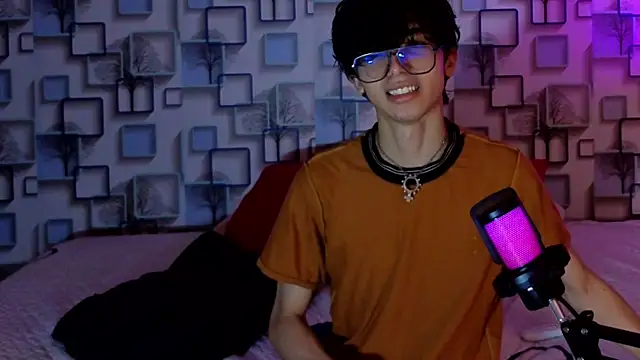 Snapshot of Twink_Sebas7 chatting on 04/29/26, 12:09 Twink Sebas7 online show from 04/29/26, 12:09
