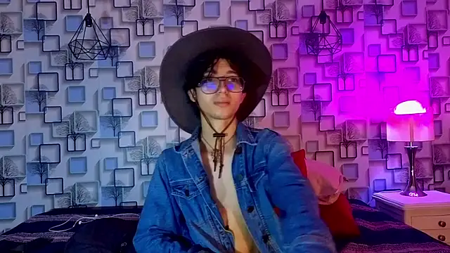 Snapshot of Twink_Sebas7 chatting on 05/09/26, 12:10 Twink Sebas7 online show from 05/09/26, 12:10