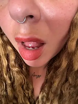 LaRubiaCalda online show from 07/11/26, 03:04