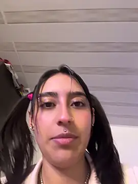 hotlatinocouple   online show from 04/27/26, 07:28