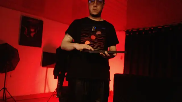 markswitch   online show from 04/09/26, 02:22