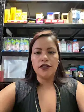 MIA ROSSEEE online show from 04/25/26, 01:14