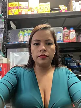 MIA ROSSEEE online show from 06/09/26, 08:42