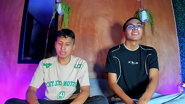 rafael velvet online show from 04/09/26, 10:48