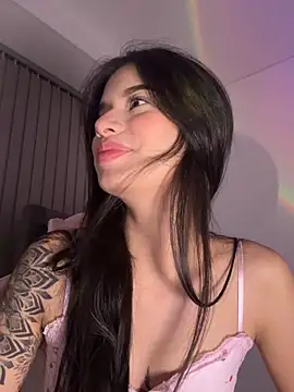 Snapshot of Giiasteele chatting on 04/09/26, 01:16 Giiasteele online show from 04/09/26, 01:16