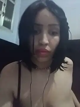 Snapshot of sereiaametista chatting on 06/14/26, 11:51 sereiaametista online show from 06/14/26, 11:51