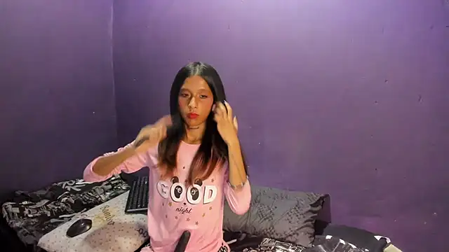 Indianteezerr online show from 05/24/26, 06:02