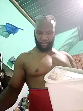 Snapshot of goodloveboss chatting on 04/14/26, 02:39 goodloveboss online show from 04/14/26, 02:39