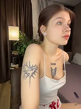 RinaIvory online show from 04/14/26, 03:18