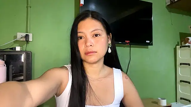 PatricaPrimeaux online show from 04/15/26, 04:36