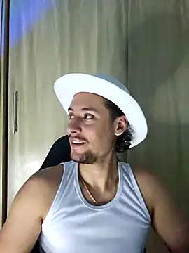 Emilprime online show from 04/25/26, 03:20