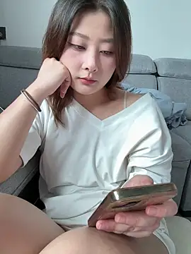 Snapshot of Mu-Mu520 chatting on 05/08/26, 05:35 Mu-Mu520 online show from 05/08/26, 05:35