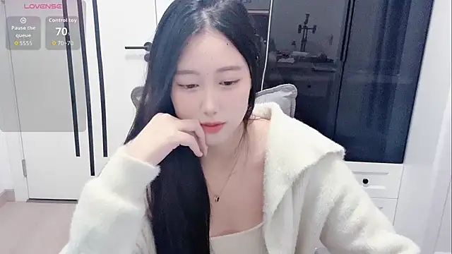 Snapshot of secret-sese chatting on 04/23/26, 09:08 secret-sese online show from 04/23/26, 09:08