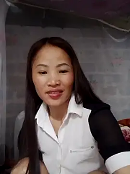  Lyly pussy  online show from 05/09/26, 12:27