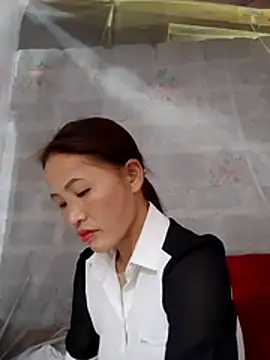  Lyly pussy  online show from 05/20/26, 02:40