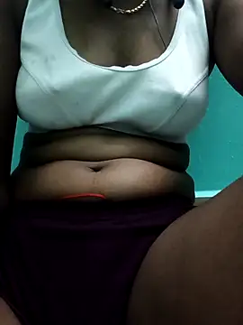 Snapshot of Tamil_Cindrella chatting on 05/16/26, 06:32 Tamil Cindrella online show from 05/16/26, 06:32