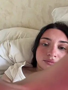 LucyHotty  online show from 05/21/26, 07:59