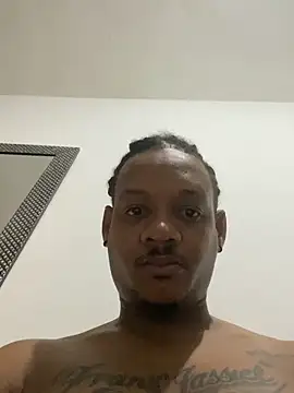 Snapshot of juan167l chatting on 04/09/26, 12:54 juan167l online show from 04/09/26, 12:54