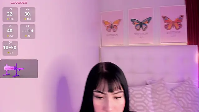 kitty bluuee online show from 05/15/26, 02:51