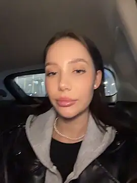 BabyFawn online show from 04/10/26, 06:01