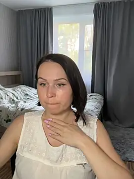 Snapshot of Hopefully_ chatting on 07/21/26, 04:59 Hopefully online show from 07/21/26, 04:59