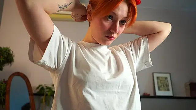 Snapshot of AgathaCarra chatting on 04/29/26, 04:49 AgathaCarra online show from 04/29/26, 04:49