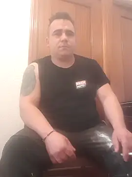 Ismael993A online show from 05/11/26, 05:10
