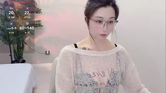 Snapshot of Yunxi- chatting on 05/26/26, 02:13 Yunxi- online show from 05/26/26, 02:13