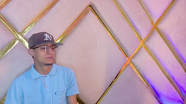Madisson Roos online show from 06/11/26, 03:04