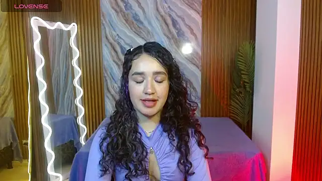 Ellis tay online show from 04/30/26, 12:11