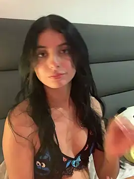 VIOLET 19XXX online show from 07/19/26, 05:22
