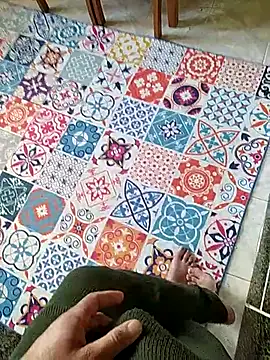 Snapshot of mirr035 chatting on 04/10/26, 01:38 mirr035 online show from 04/10/26, 01:38