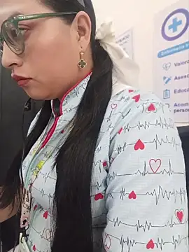 Snapshot of SOFI__10 chatting on 07/09/26, 12:42 SOFI 10 online show from 07/09/26, 12:42