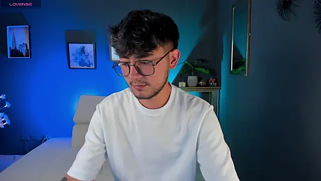 Snapshot of Dante_Rushx chatting on 04/14/26, 07:53 Dante Rushx online show from 04/14/26, 07:53