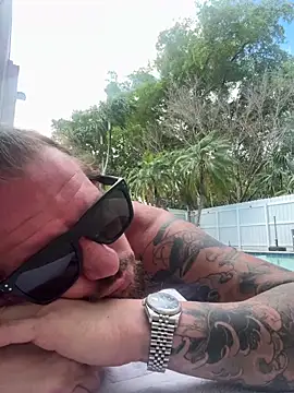 youngwildfreee online show from 04/13/26, 03:28