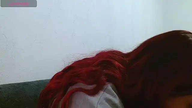 Snapshot of lucyheart_8 chatting on 04/27/26, 10:30 lucyheart 8 online show from 04/27/26, 10:30