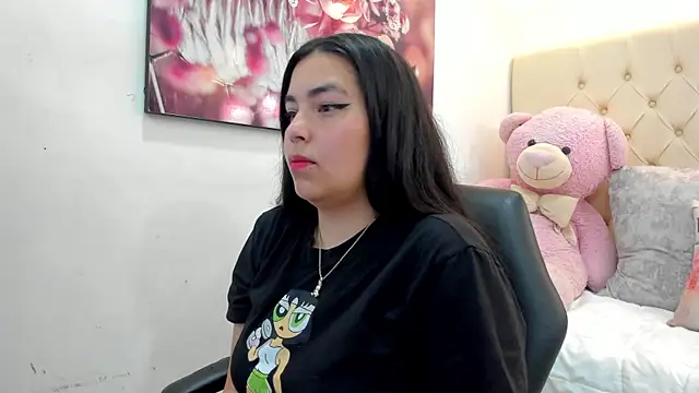 luna bloomm  online show from 04/14/26, 04:07